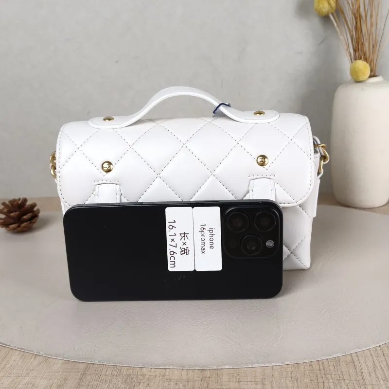 Chanel Crossbody Bag Messenger Bag White Calfskin One Size 20 × 7 × 12.5 cm — cover view 5 of 5