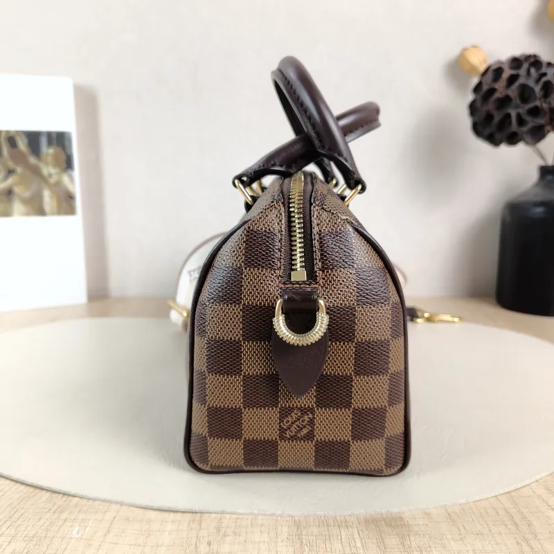Louis Vuitton Crossbody Bag Speedy20 Shoulder Strap PVC Small20.5 × 12 × 13.5 cm — detail view 12 of 12
