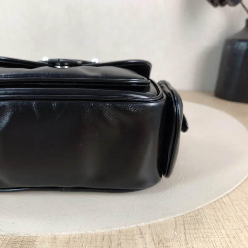 Louis Vuitton Crossbody Bag CARGO Camera Bag Black Calfskin Mini 23 × 10 × 14 cm — detail view 5 of 11