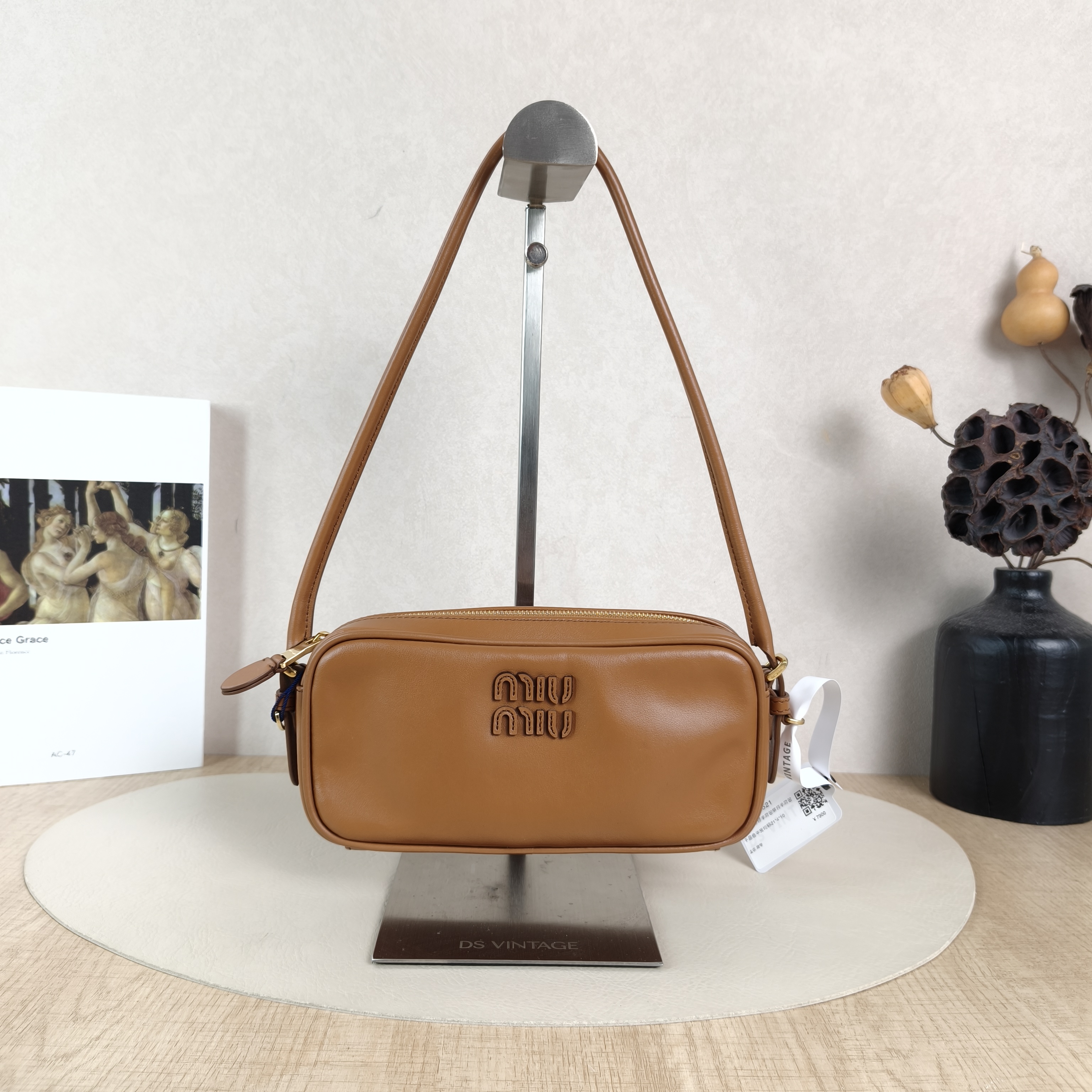 Miumiu Shoulder Bag Shoulder Bag Calfskin One Size21 × 4 × 10 cm