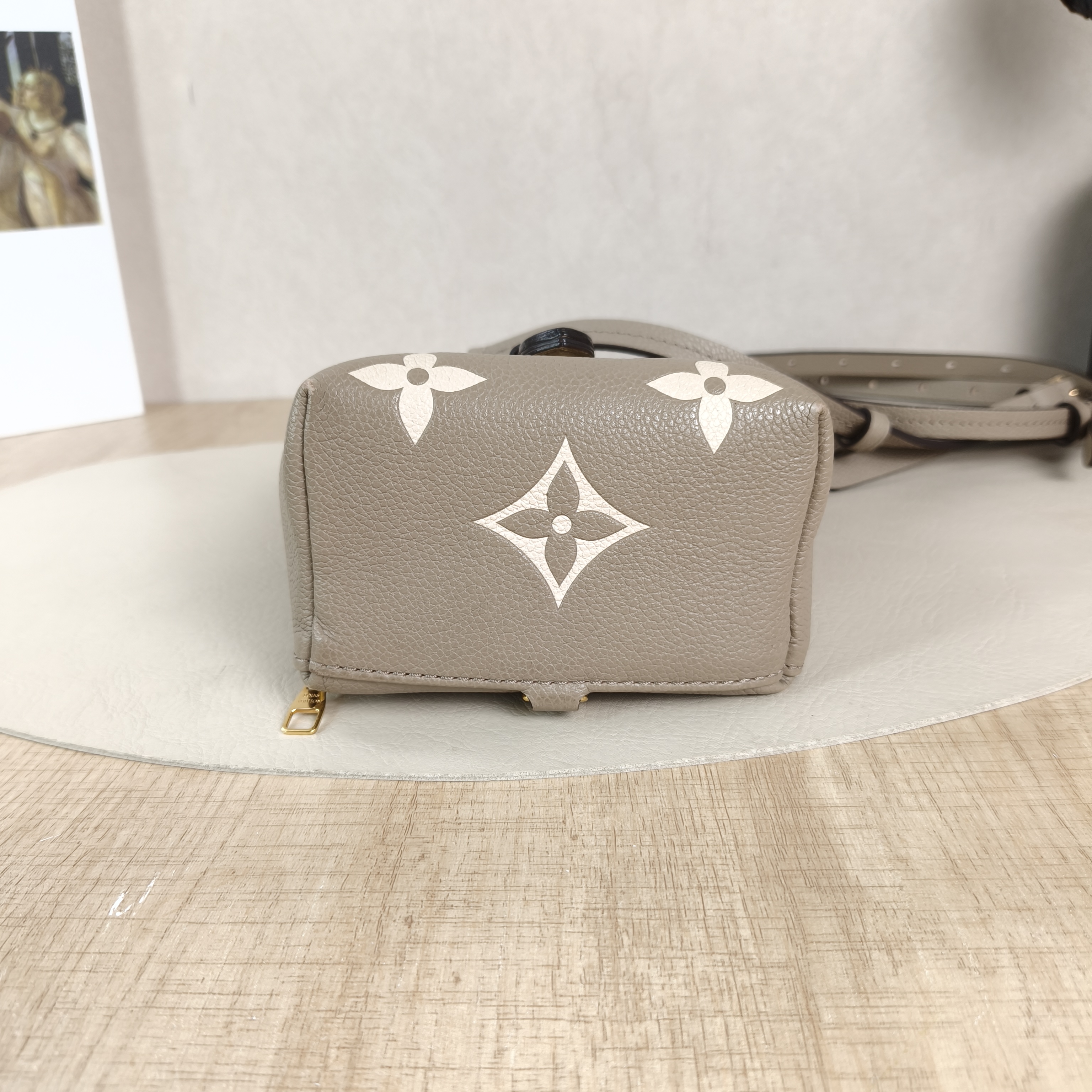 Louis Vuitton Backpack Tiny Backpack · White Calfskin One Size13 × 8 × 19 cm — cover view 3 of 6
