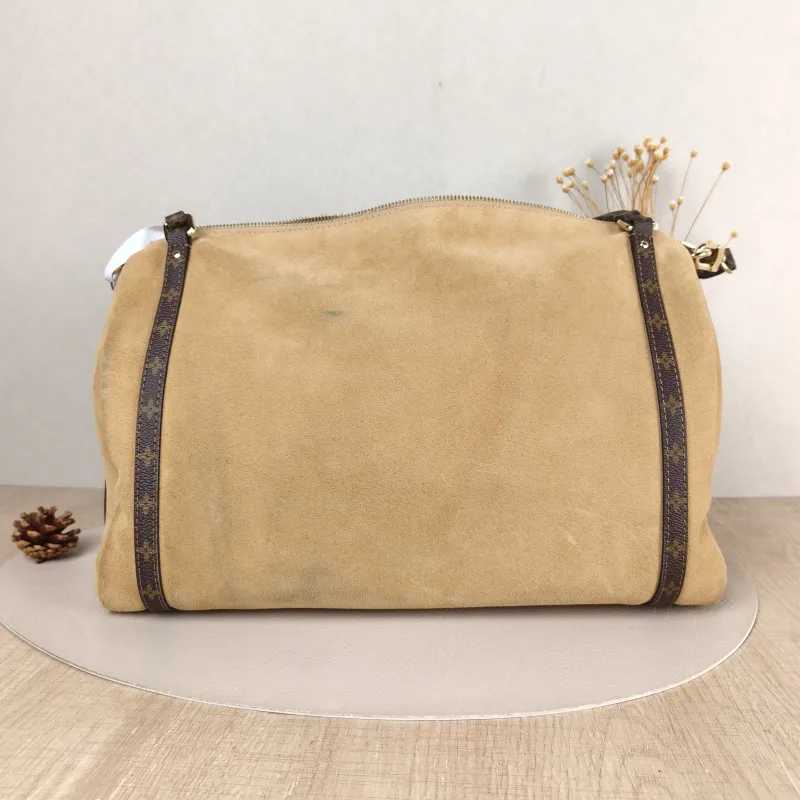 Louis Vuitton Shoulder Bag EXPRESS Shoulder Bag Suede Medium 36 × 18.5 × 24 cm — cover view 3 of 5