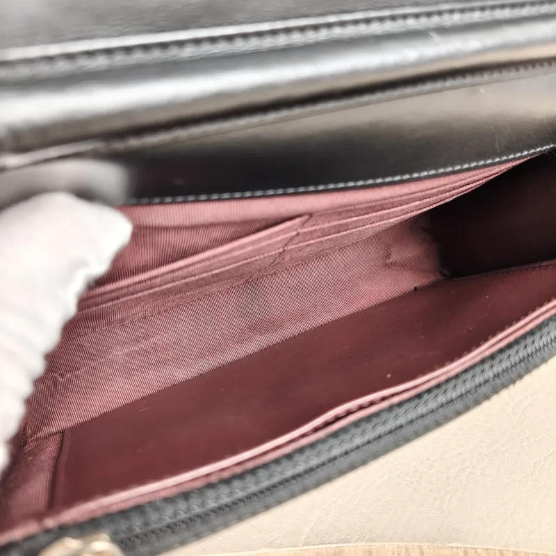 Chanel Crossbody Bag2.55 woc Black Edition Calfskin One Size19.2 × 3.5 × 12.3 cm — detail view 15 of 17