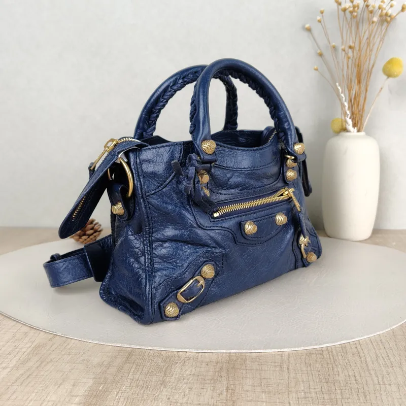 BALENCIAGA Crossbody Bag Classic City Blue Lambskin Mini 24 × 10 × 16 cm — cover view 3 of 5