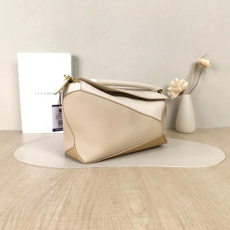 LOEWE Crossbody Bag Puzzle Colorblock CC alfskin Small24 × 10.5 × 16.5 cm — cover view 3 of 5