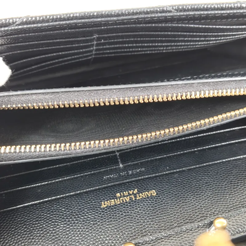 SAINT LAURENT Crossbody Bag CASSANDRE ENVELOPE Black Calfskin One Size 22.5 × 4 × 14 cm — detail view 9 of 13