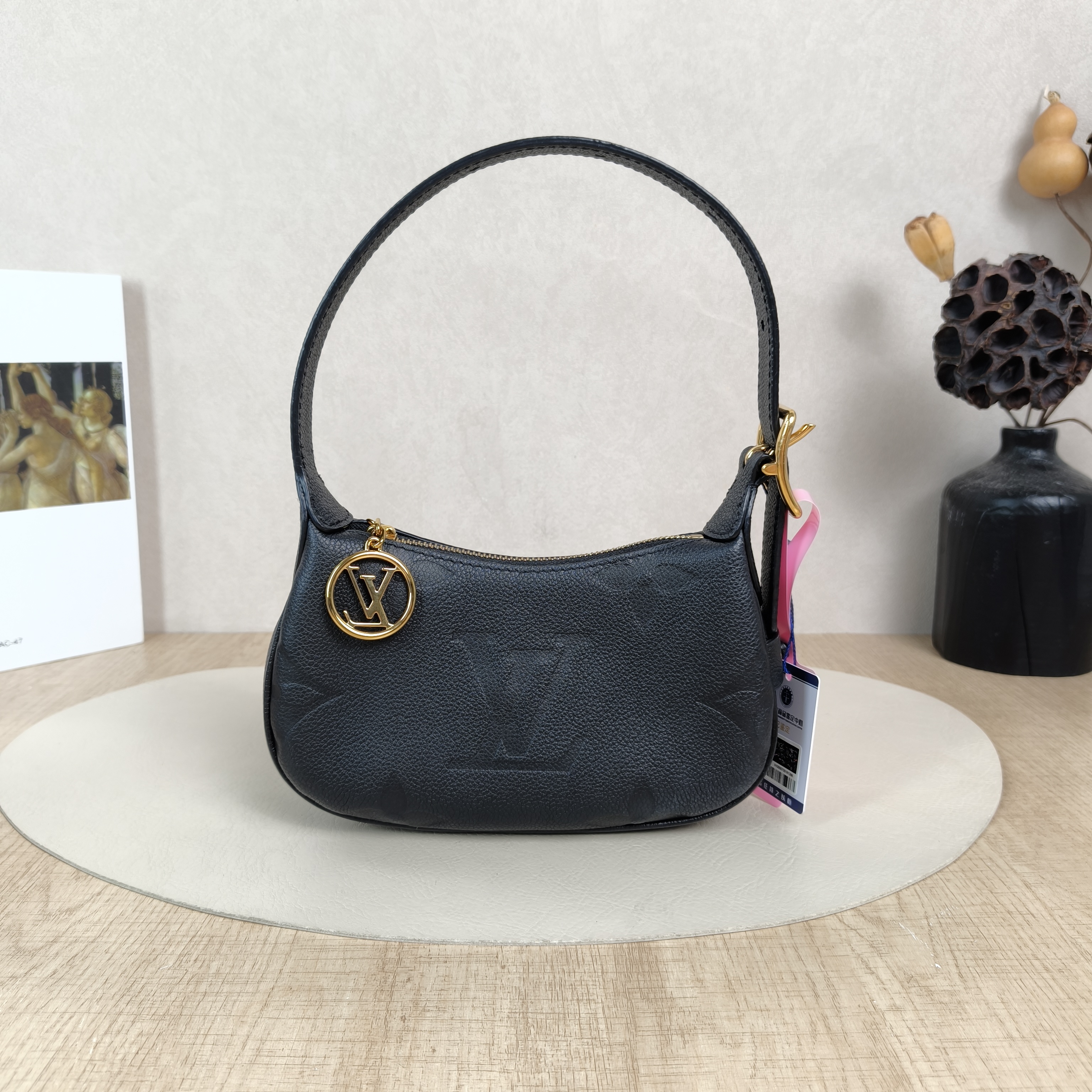 Louis Vuitton Shoulder Bag Moon Black Calfskinmini20.5 × 5 × 11 cm