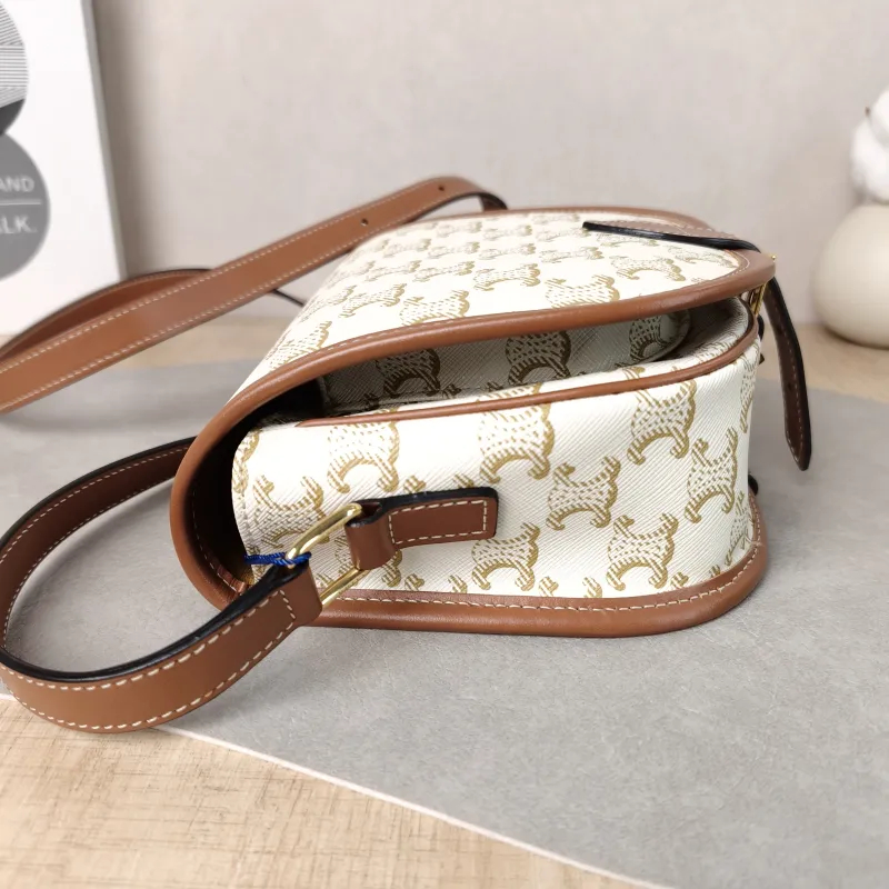 CELINE Crossbody Bag FOLCO White PVC Medium 18.5 × 8 × 17 cm — detail view 12 of 13