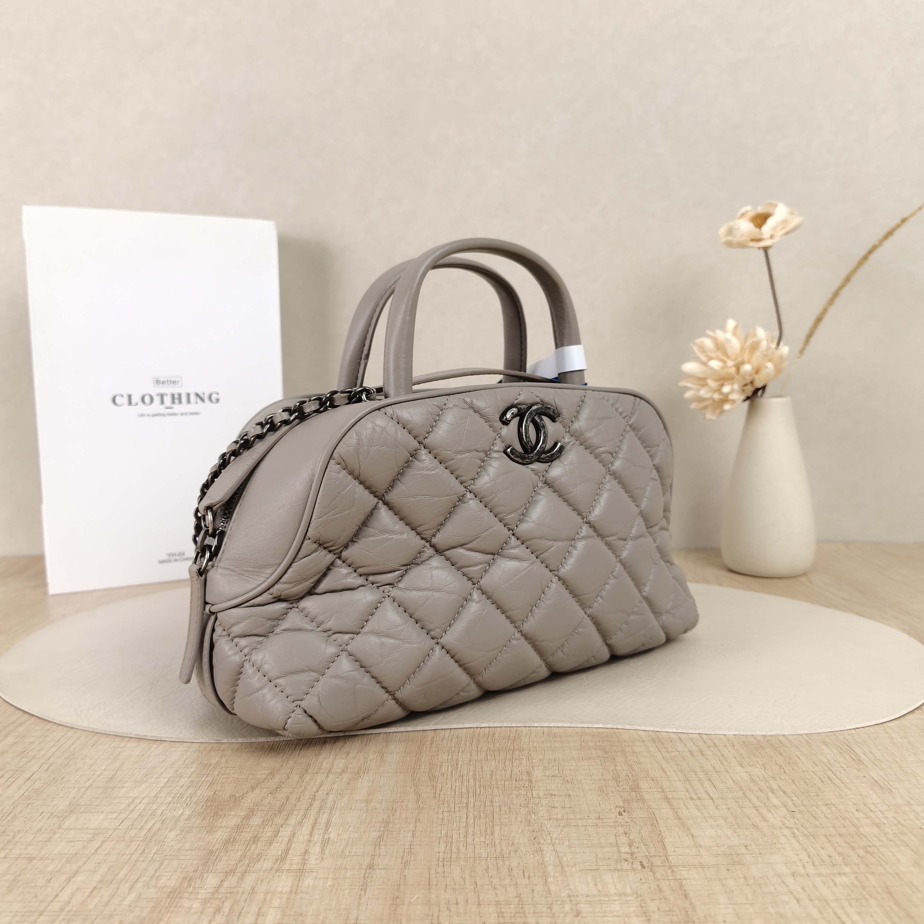 Chanel Pre-Owned Bag · DS60601633 — cover view 2 of 8