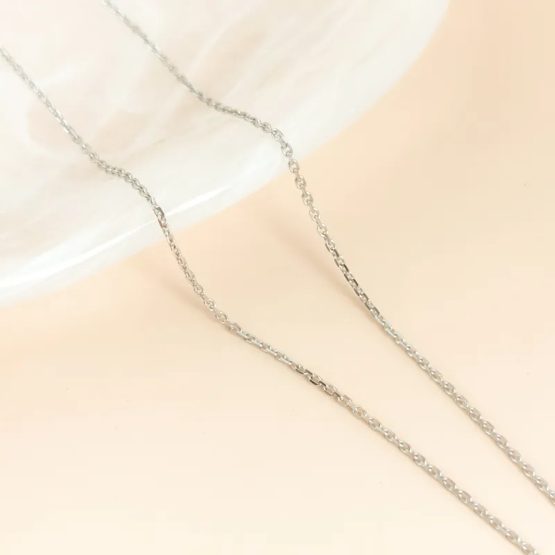 Van Cleef & Arpels Necklace Alhambra Alhambra Collection Necklace White Mother-of-Pearl Pearl · White Mother-of-Pearl18KW hite Gold Vintage Small42cm — cover view 2 of 9