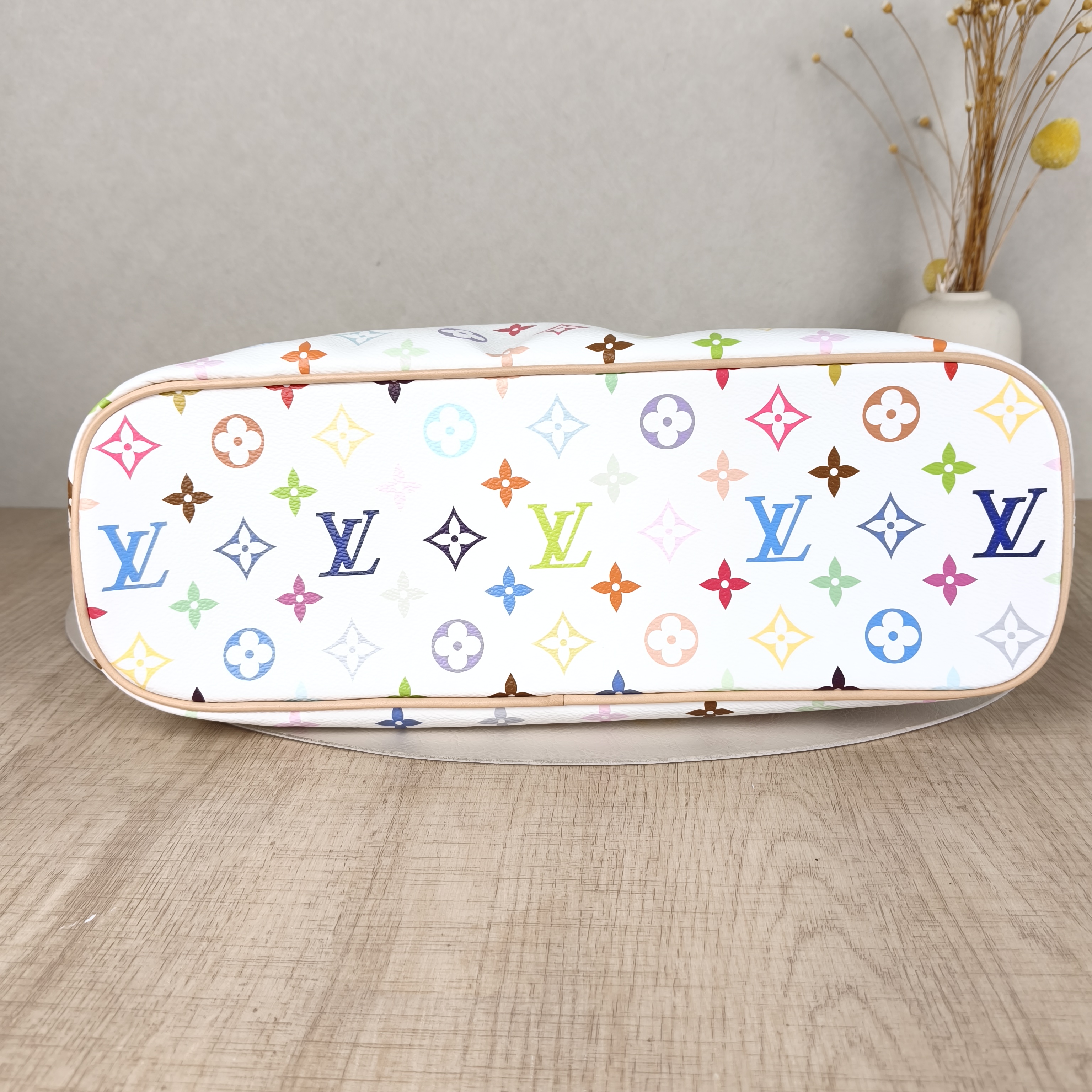 Louis Vuitton Shoulder Bag Lineup Multicolore PVC 34.5 × 13 × 26 cm — cover view 2 of 5