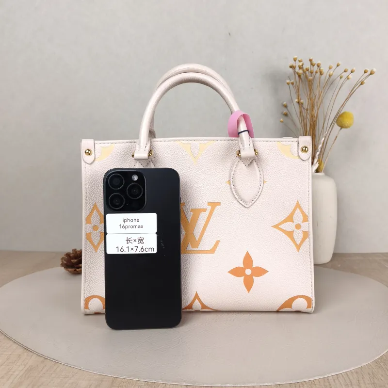 Louis Vuitton Shoulder Bag Onthego Beige Empreinte Embossed Calfskin Small 25 × 11.5 × 19 cm — cover view 2 of 5