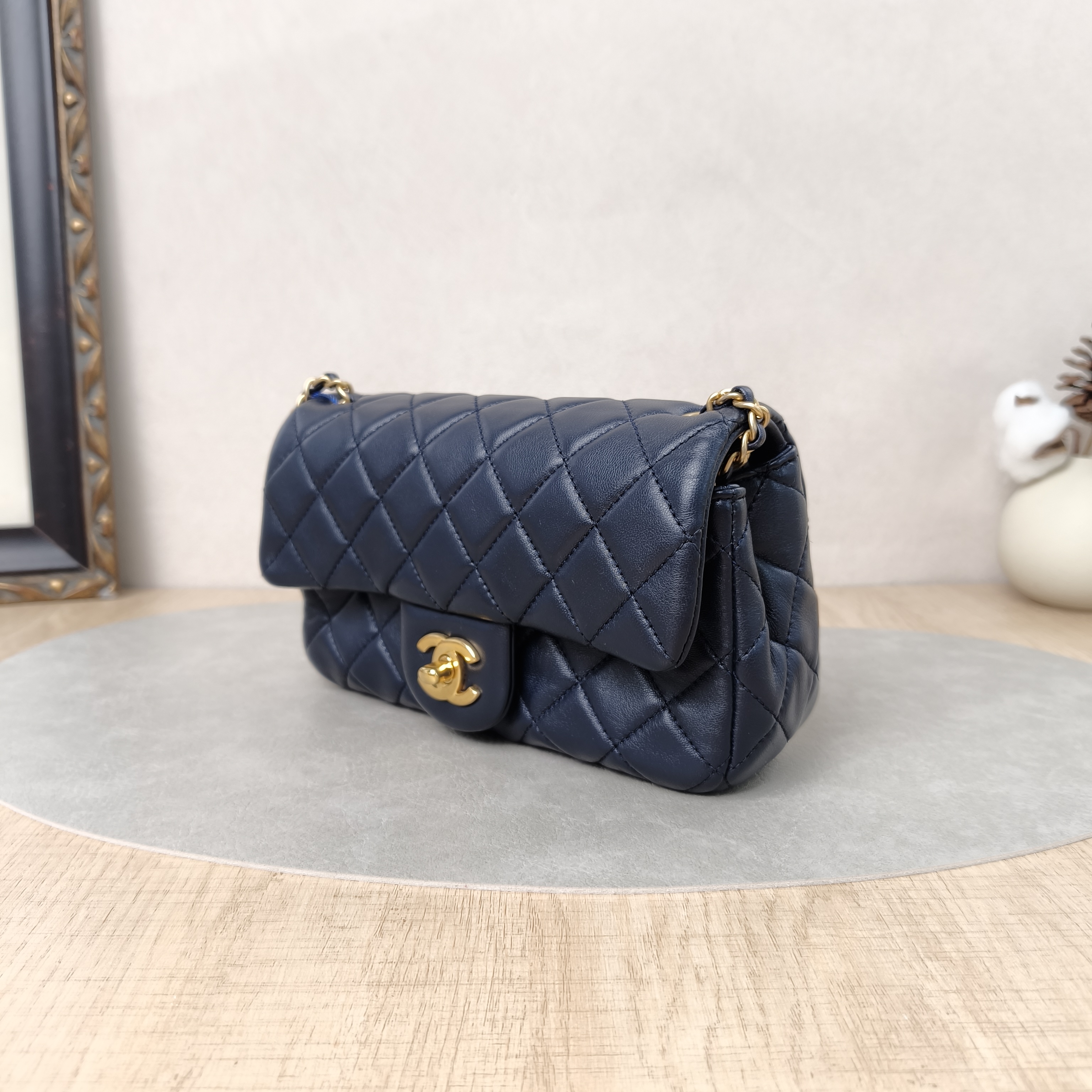 Chanel Crossbody Bag Classic Flap Large Mini CF Mini Blue Lambskin mini20 × 6 × 12 cm — cover view 4 of 5