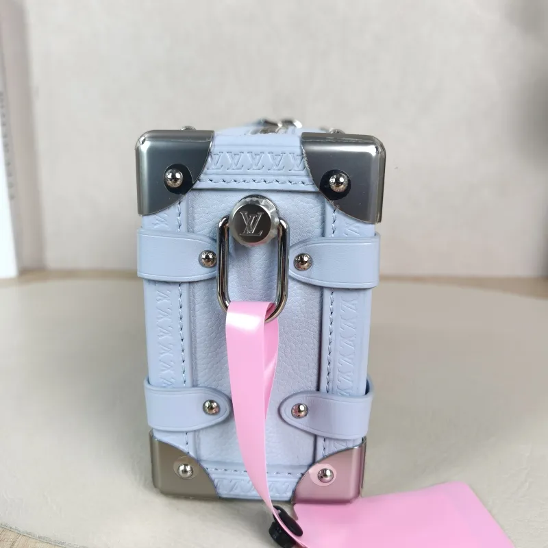 Louis Vuitton Crossbody Bag Side Trunk Box Blue Calfskin Small18 × 8 × 12.5 cm — detail view 8 of 10