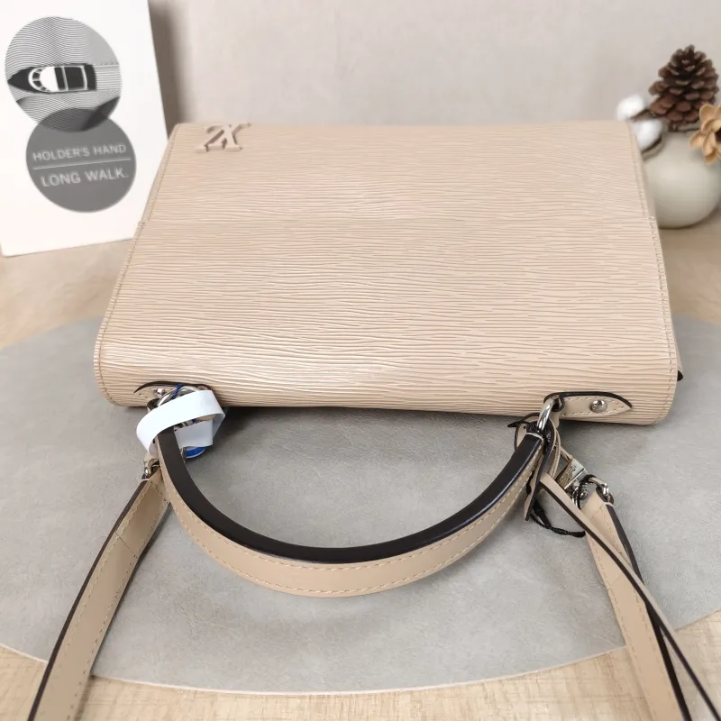 Louis Vuitton Shoulder Bag CLUNY Beige PVC Medium32 × 12 × 22.5 cm — detail view 13 of 16