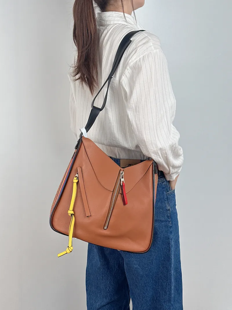 LOEWE Shoulder Bag Hammock Brown Calfskin Large 33 × 17 × 30 cm — on-model view 2 of 2