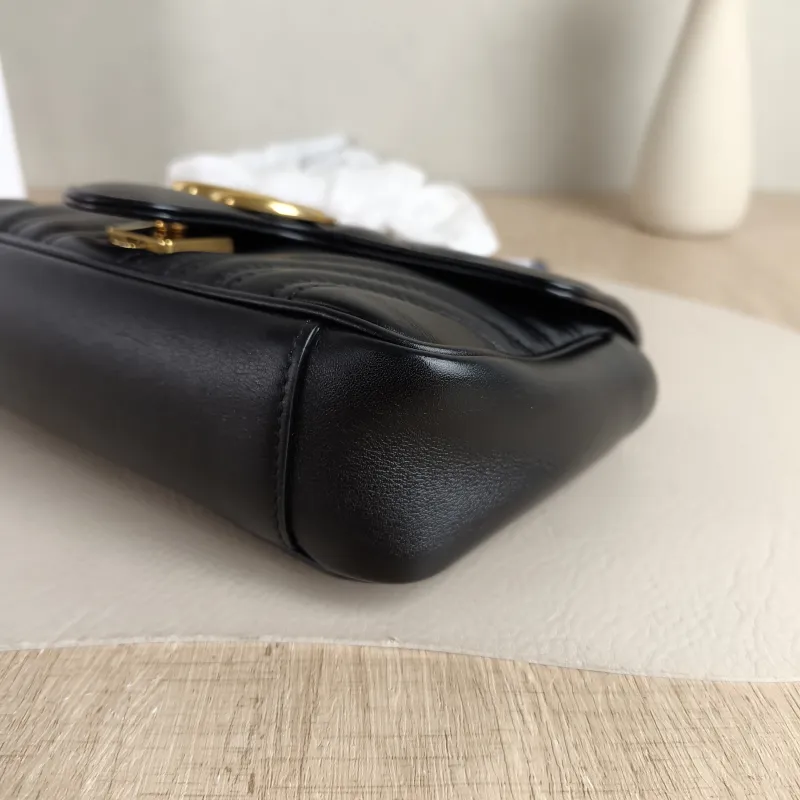 GUCCI Crossbody Bag GG Marmont Small Marmont 22Black CC alfskin Small22 × 6 × 13 cm Conditioned — detail view 9 of 12