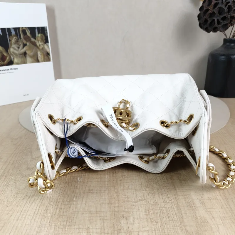 Chanel Crossbody Bag 25Bag White Gold Grained Calfskin Mini 22 × 12.5 × 20 cm — detail view 11 of 12