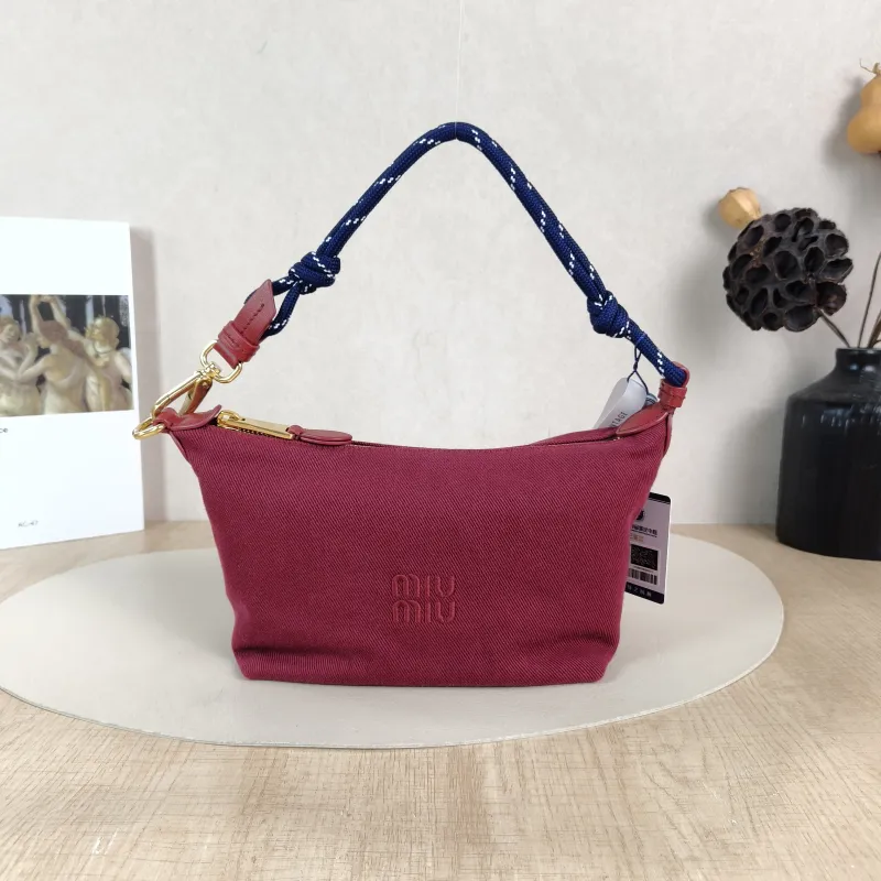 Miumiu Top Handle Bag Spirit Woven Vanity Case Bag Cosmetic Bag Red Canvas One Size 18.5 × 10 × 14 cm