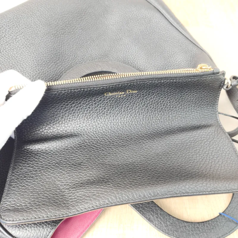 DIOR Top Handle Bag issimo Tote Bag Black Calfskin Large38 × 12 × 27 cm — detail view 3 of 12