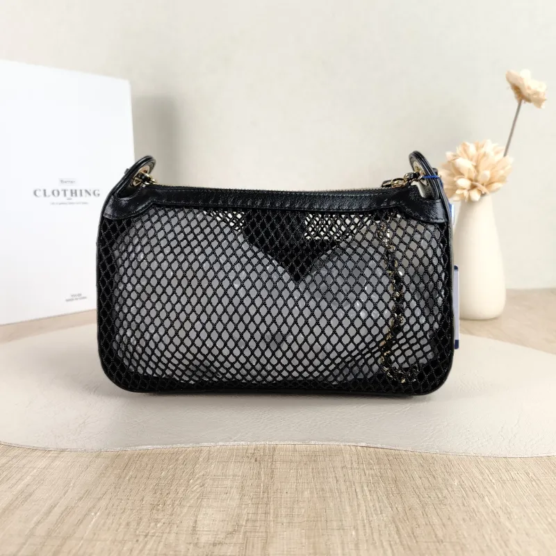 Chanel Crossbody Bag Black Lambskin One Size 21.5 × 5 × 15 cm — cover view 4 of 5