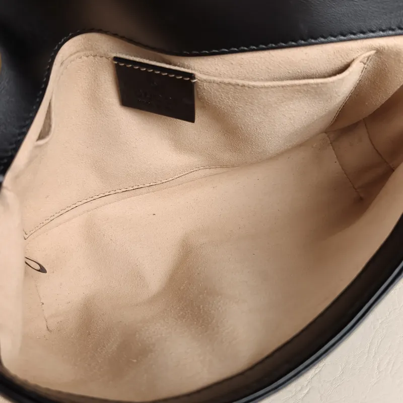 GUCCI Crossbody Bag GG Marmont Small Marmont 22 Black CC alfskin Small 22 × 6 × 13 cm — detail view 3 of 11
