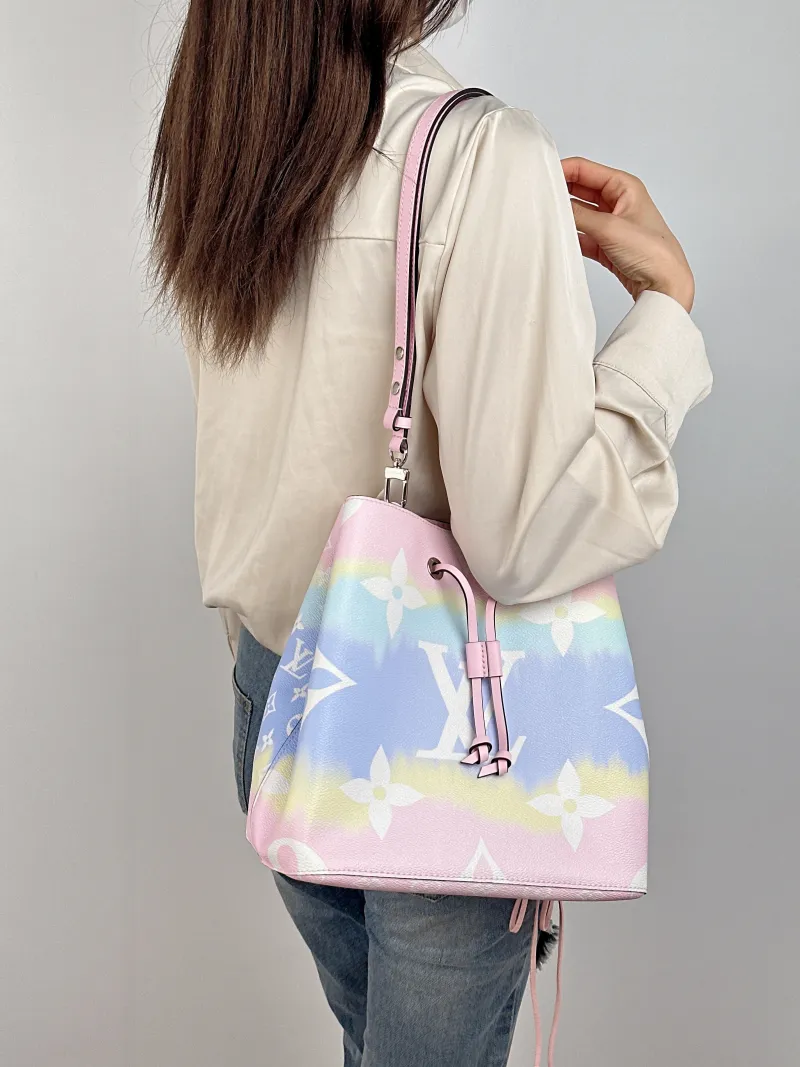 Louis Vuitton Shoulder Bag NÉONOÉ Bucket Bag PVC Medium 26 × 17.5 × 26 cm — on-model view 1 of 2