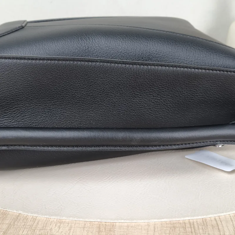 LOEWE Shoulder Bag Puzzle Black CC alfskin Medium 29 × 14 × 19.5 cm — detail view 12 of 13