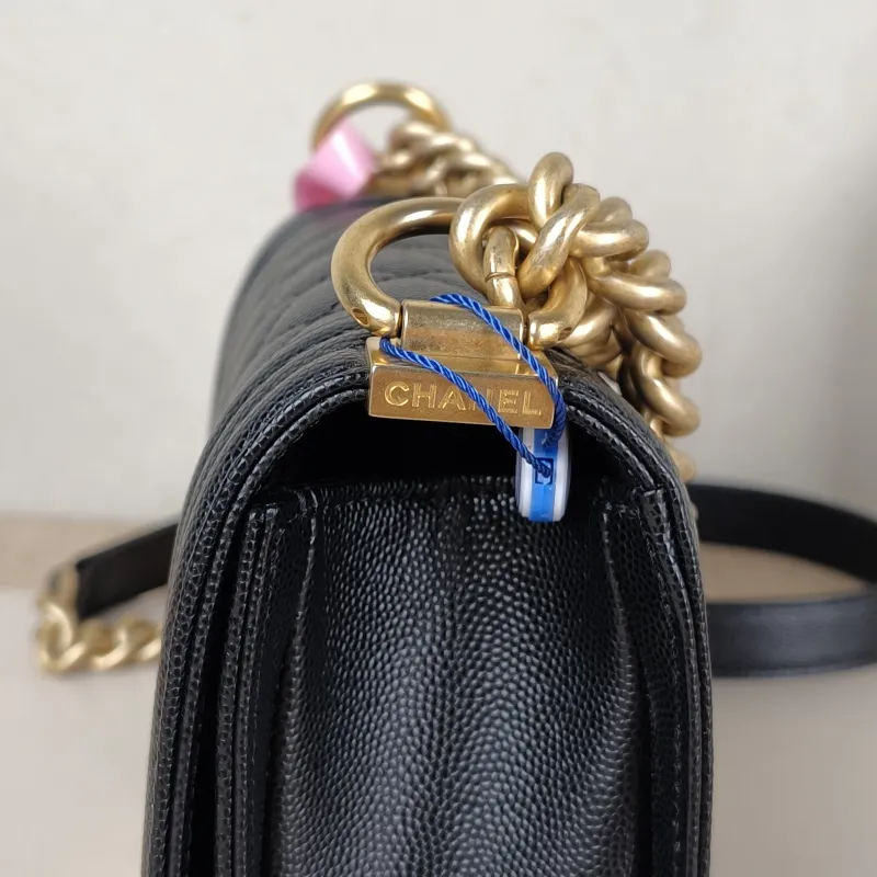 Chanel Crossbody Bag Le Boy​Black Grained Calfskin Small20.5 × 8.5 × 12 cm — detail view 5 of 15