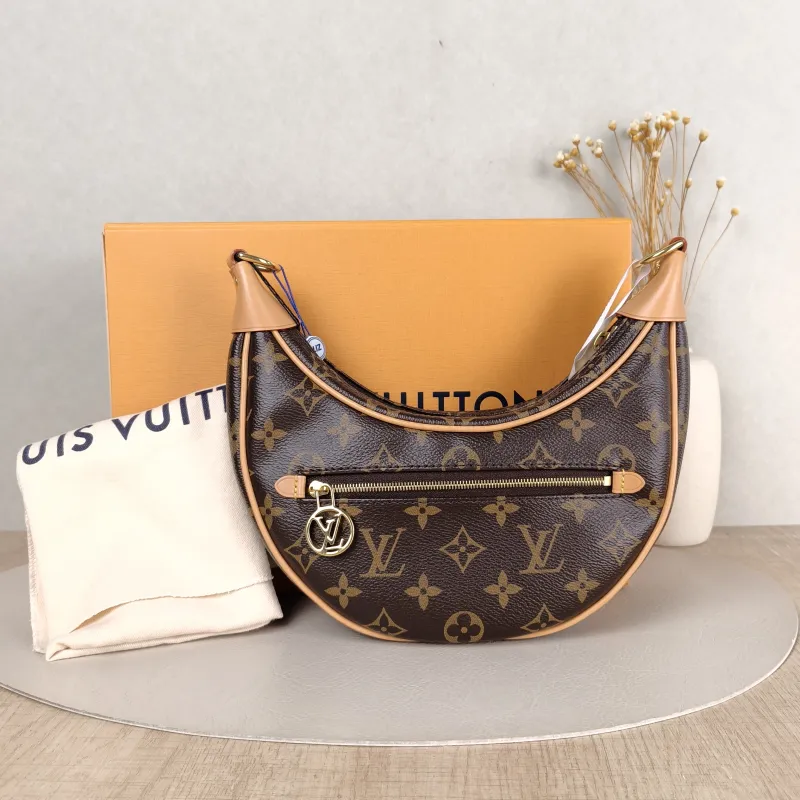 Louis Vuitton Crossbody Bag Loop Monogram PVC Small 23 × 6 × 13 cm — cover view 6 of 6