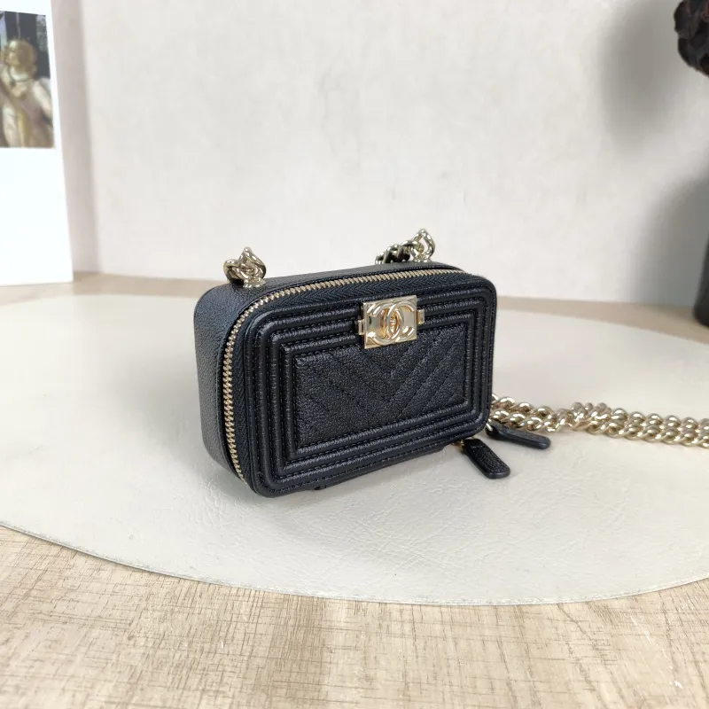 Chanel Crossbody Bag le boy Crossbody Bag Black Calfskin One Size 11 × 4 × 7 cm 32 — cover view 2 of 6