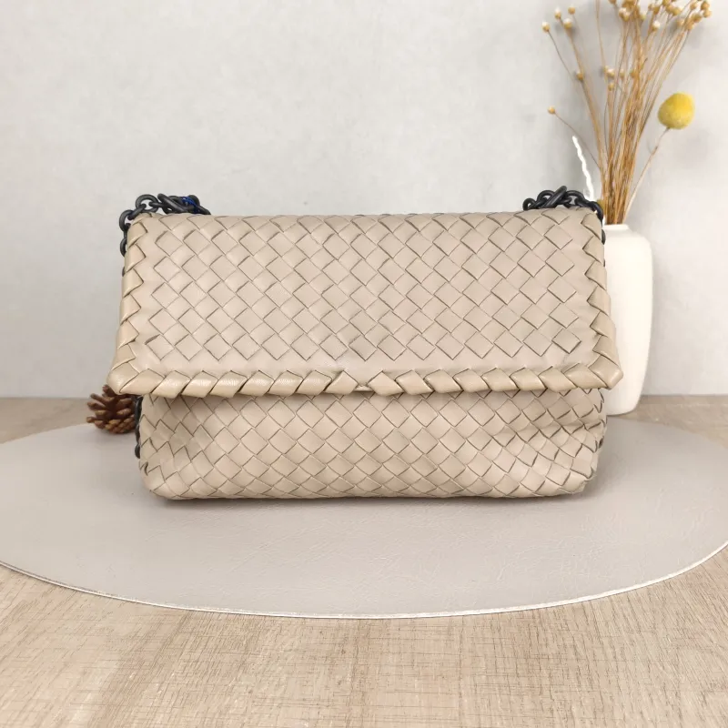 Bottega Veneta Shoulder Bag Woven Messenger Bag Pink Lambskin One Size24 × 8 × 17 cm