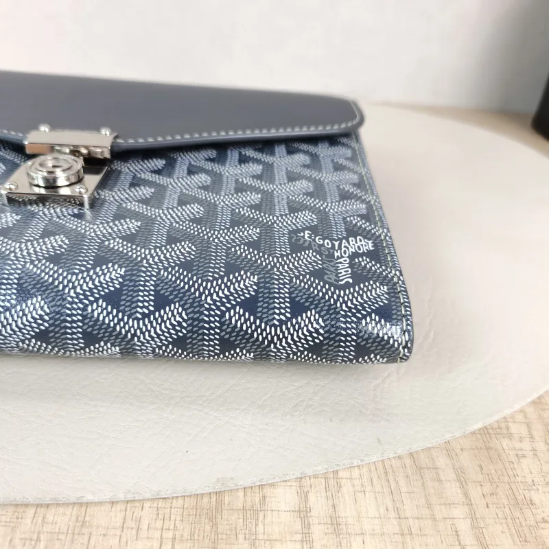 GOYARD Crossbody Bag Chypre Crossbody Bag Grey PVC One Size 21 × 4 × 16 cm — detail view 5 of 13