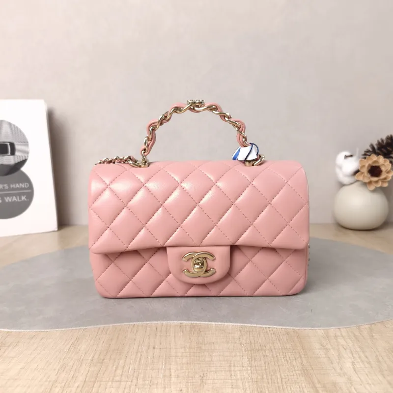 Chanel Crossbody Bag Edition mini Pink Lambskin mini 20 × 6 × 12 cm