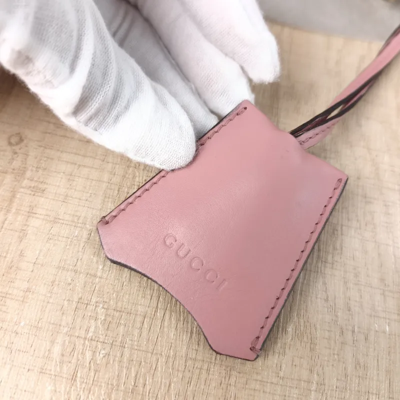 GUCCI Crossbody Bag Padlock Pink Calfskin Small 20.5 × 7.5 × 13 cm — detail view 7 of 13