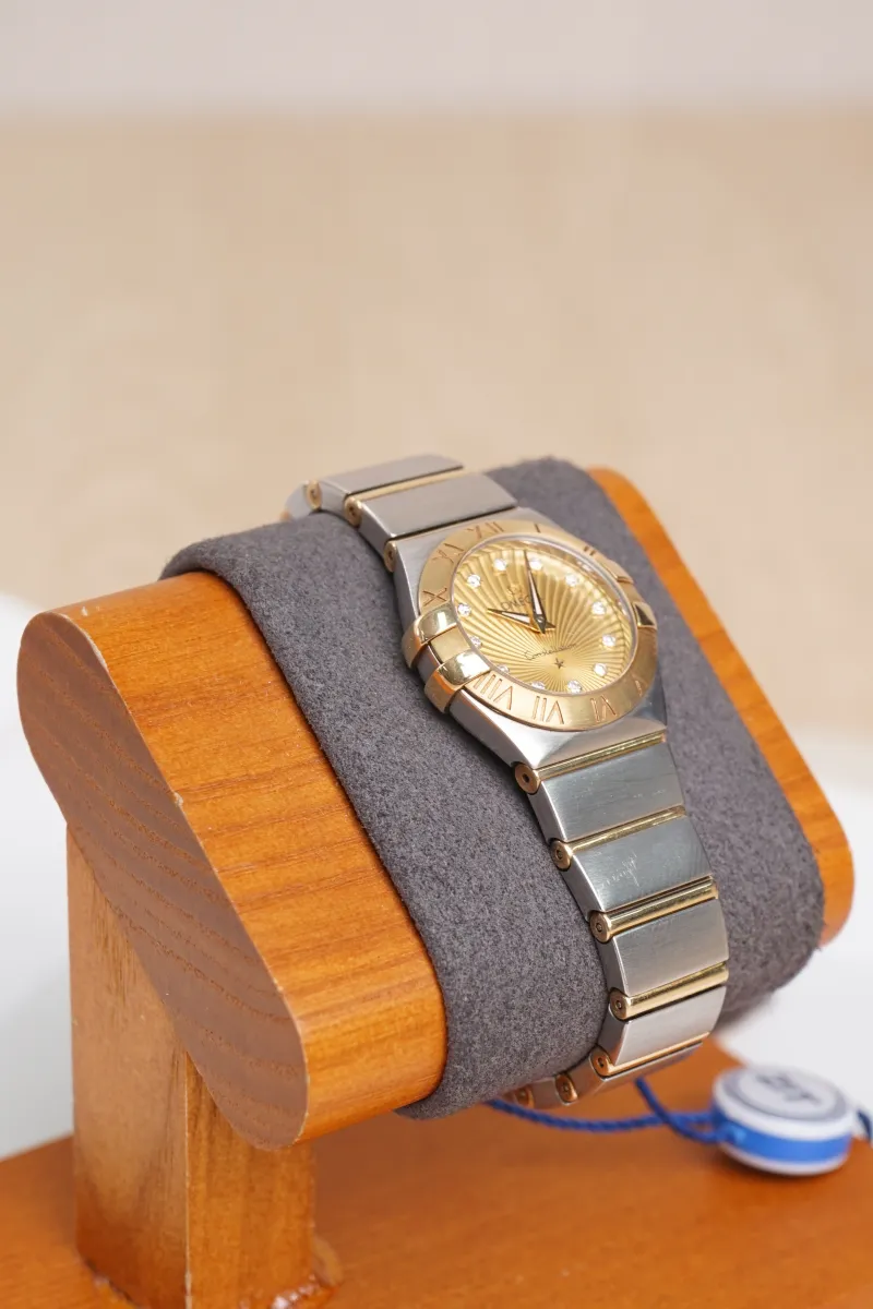 OMEGA Watch Collection Watch Gold One Size25mm — cover view 3 of 7