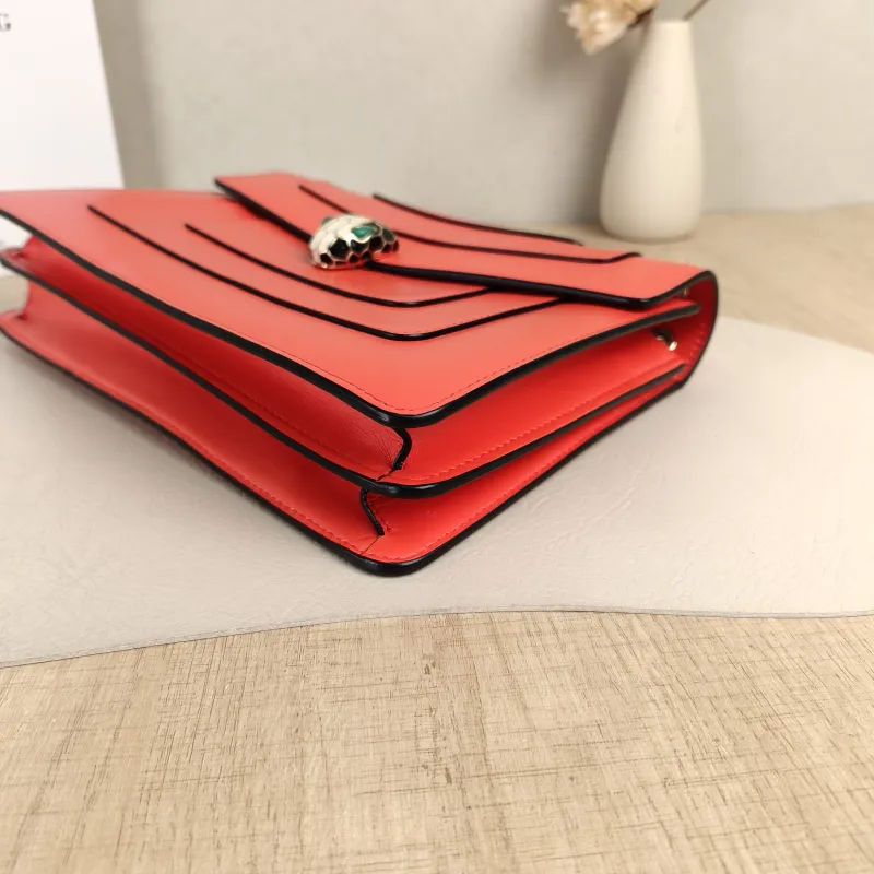 Bvlgari Shoulder Bag Serpenti Forever Collection Crossbody Bag Red Calfskin Medium27.5 × 7 × 18 cm — detail view 13 of 15