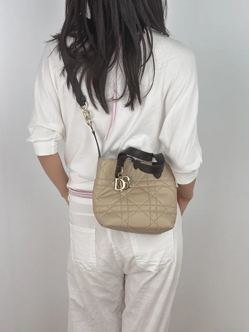 DIOR Top Handle Bag TOUJOURS Edition · Black Calfskin Small 18.5 × 12 × 18.5 cm — on-model view 2 of 3