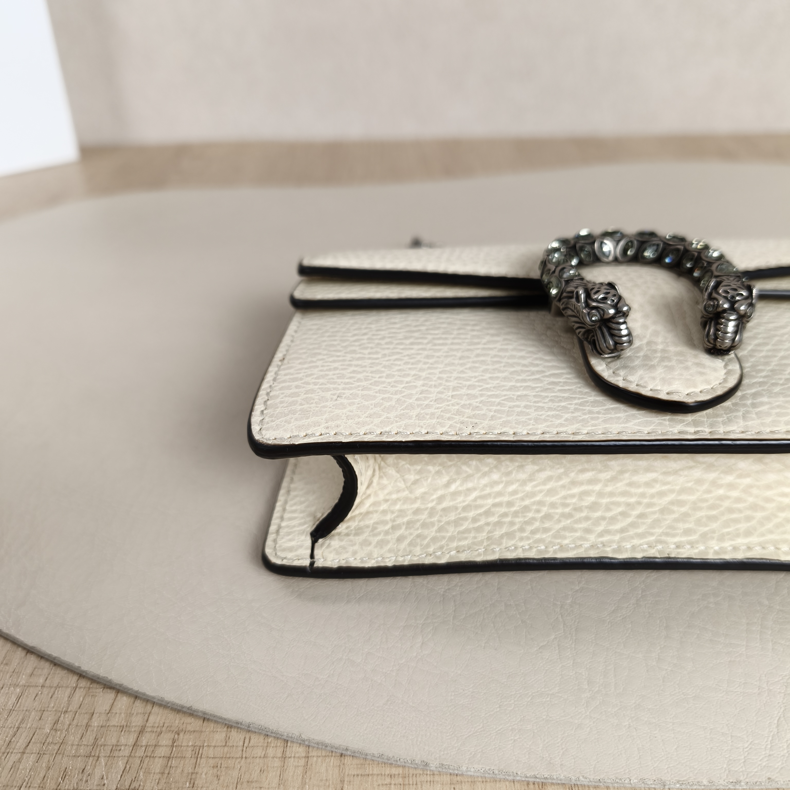 GUCCI Crossbody Bag Dionysus White Calfskinmini16.5 × 4.5 × 10 cm — cover view 4 of 11