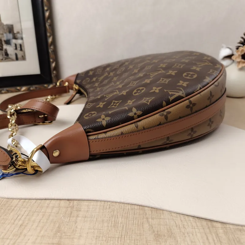Louis Vuitton Crossbody Bag Loop Hobo Monogram PVC One Size38 × 10 × 26 cm — cover view 4 of 9