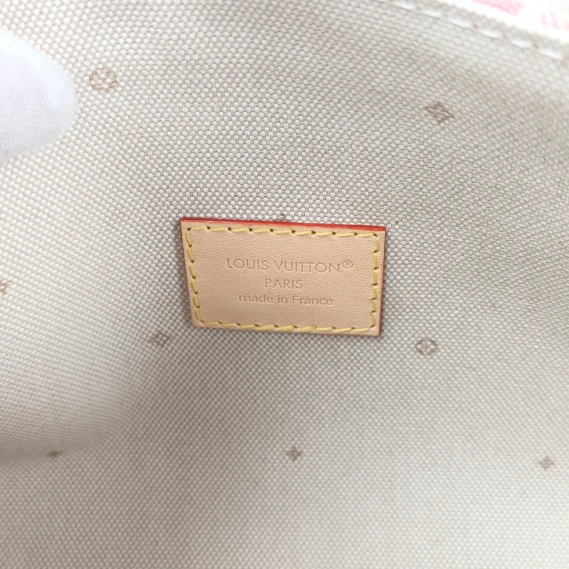 Louis Vuitton Shoulder Bag Pochette Mia One Size 22 × 8 × 14.5 cm — detail view 8 of 10