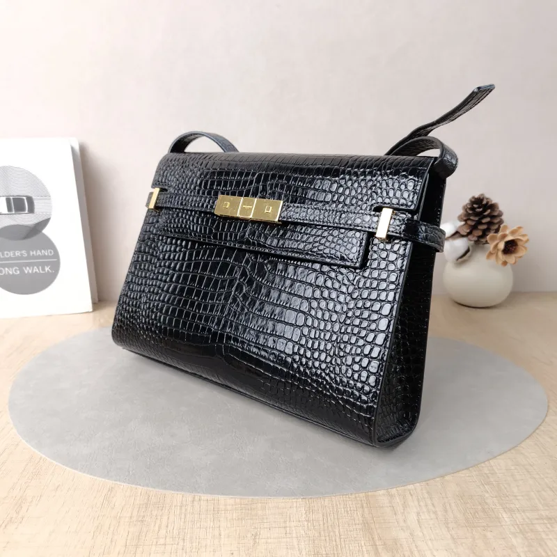 SAINT LAURENT Shoulder Bag MANHATTAN Black Calfskin Medium29 × 7.5 × 20 cm — cover view 2 of 5