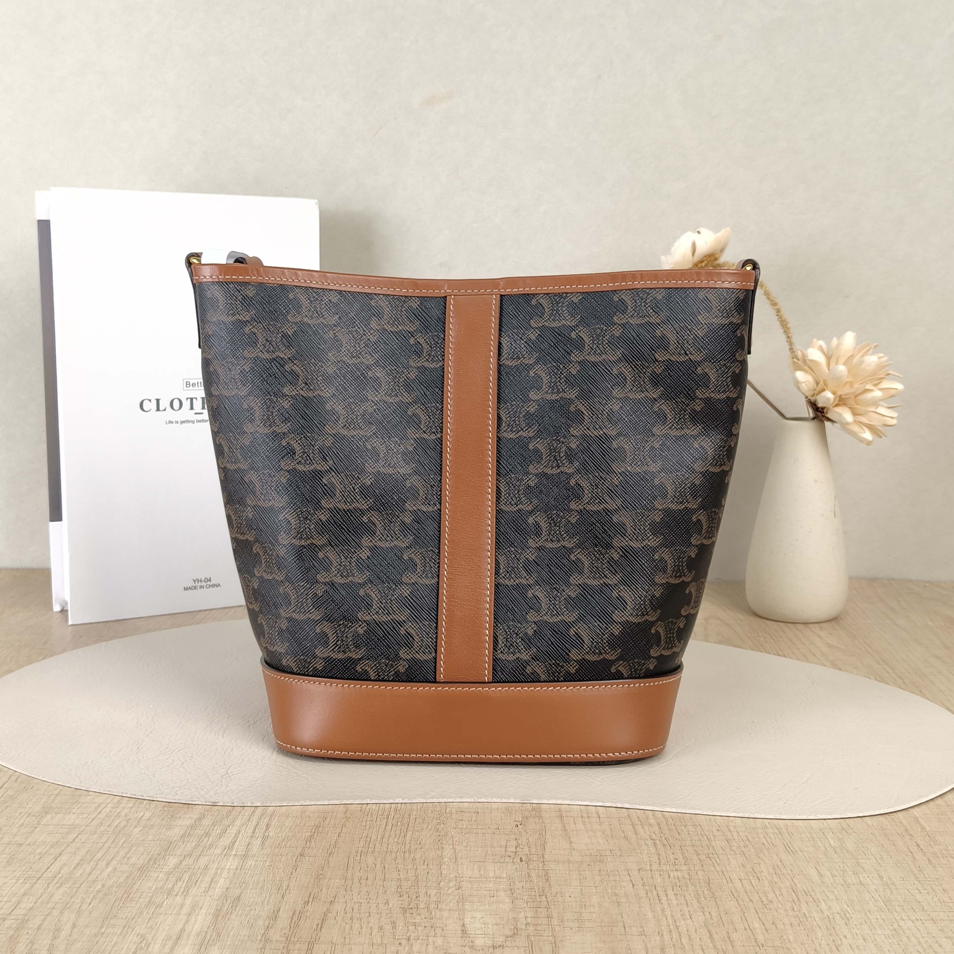 CELINE Crossbody Bag Triomphe Bucket Bag Monogram PVC Small22 × 13 × 26 cm — cover view 5 of 5