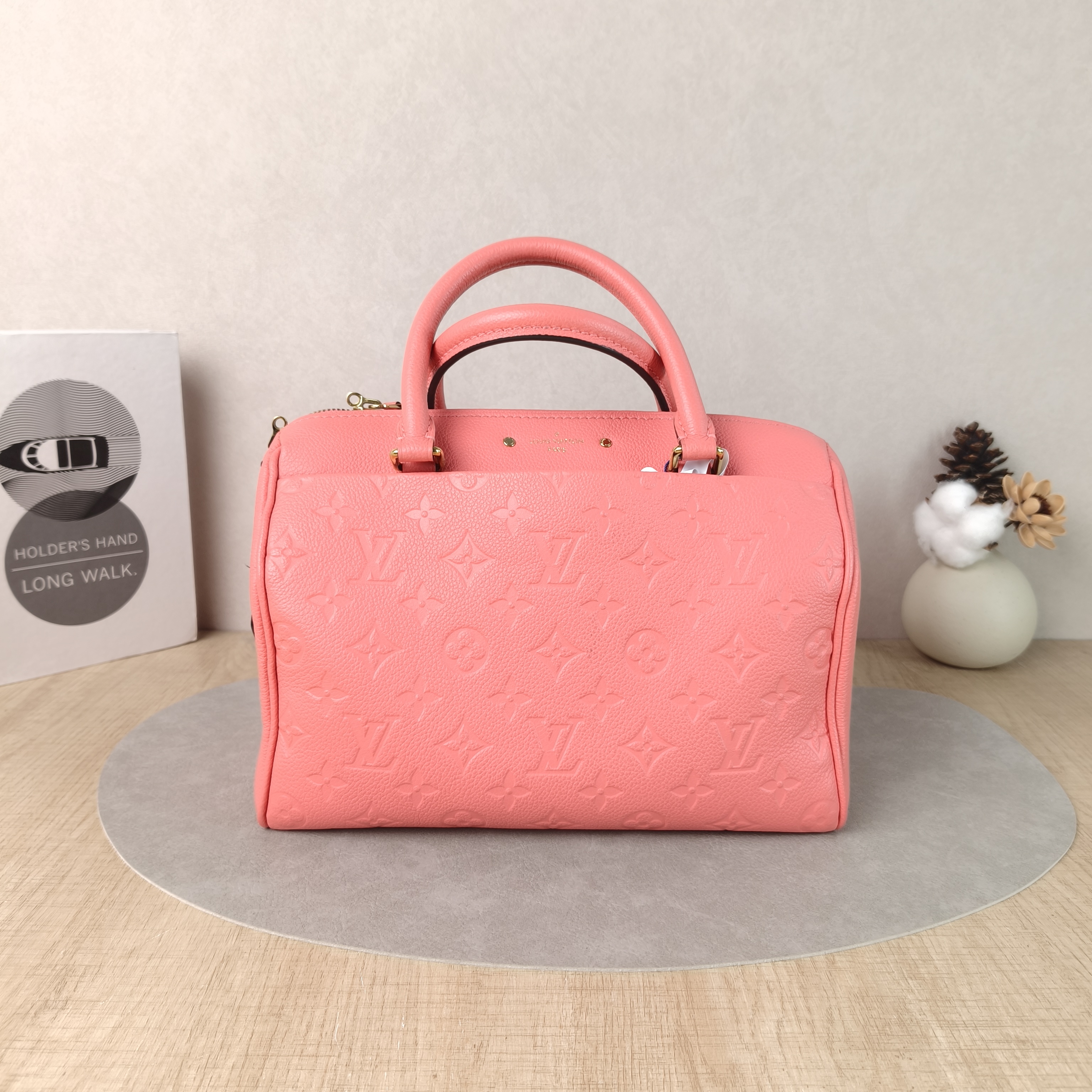 Louis Vuitton Top Handle Bag Speedy25 Pink Calfskin Medium25 × 15 × 19 cm