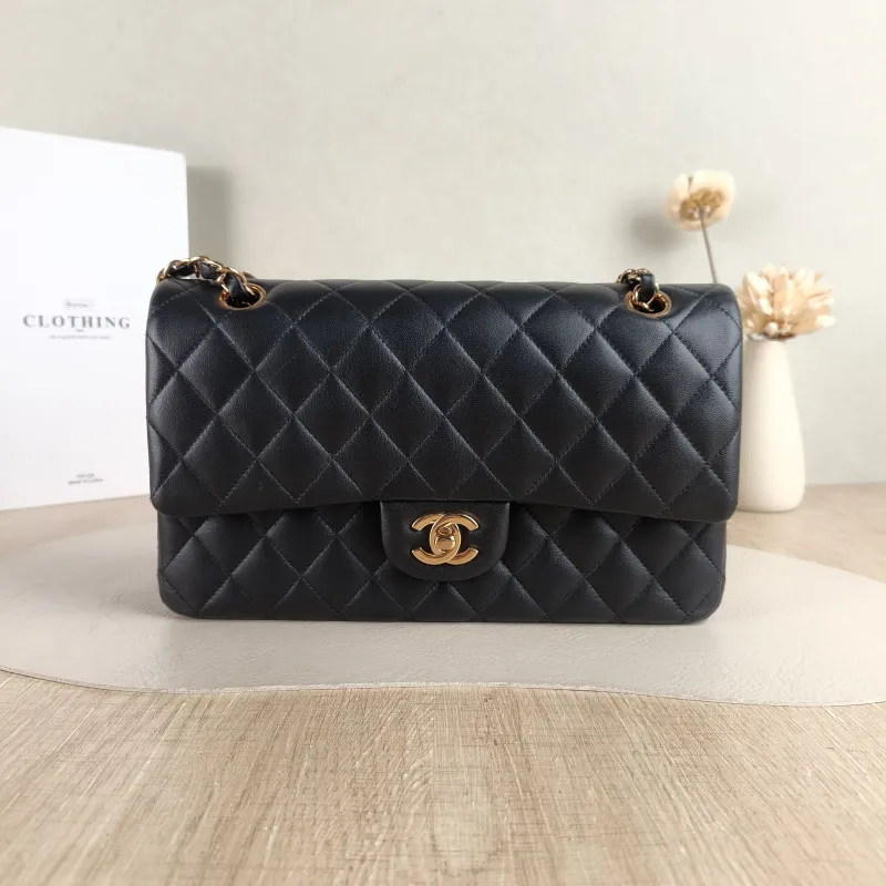Chanel Crossbody Bag Classic Flap CF Black Lambskin Medium 25.5 × 6.5 × 15.5 cm