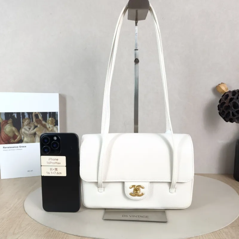 Chanel Shoulder Bag 26p preppy coco White Grained Calfskin Small 22 × 7 × 15 cm — cover view 6 of 6