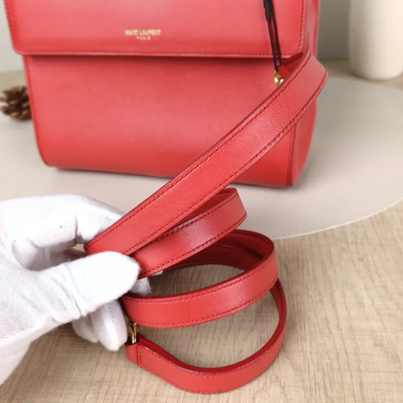 SAINT LAURENT Shoulder Bag Shoulder Bag Red Calfskin One Size21 × 10 × 17 cm — detail view 8 of 12