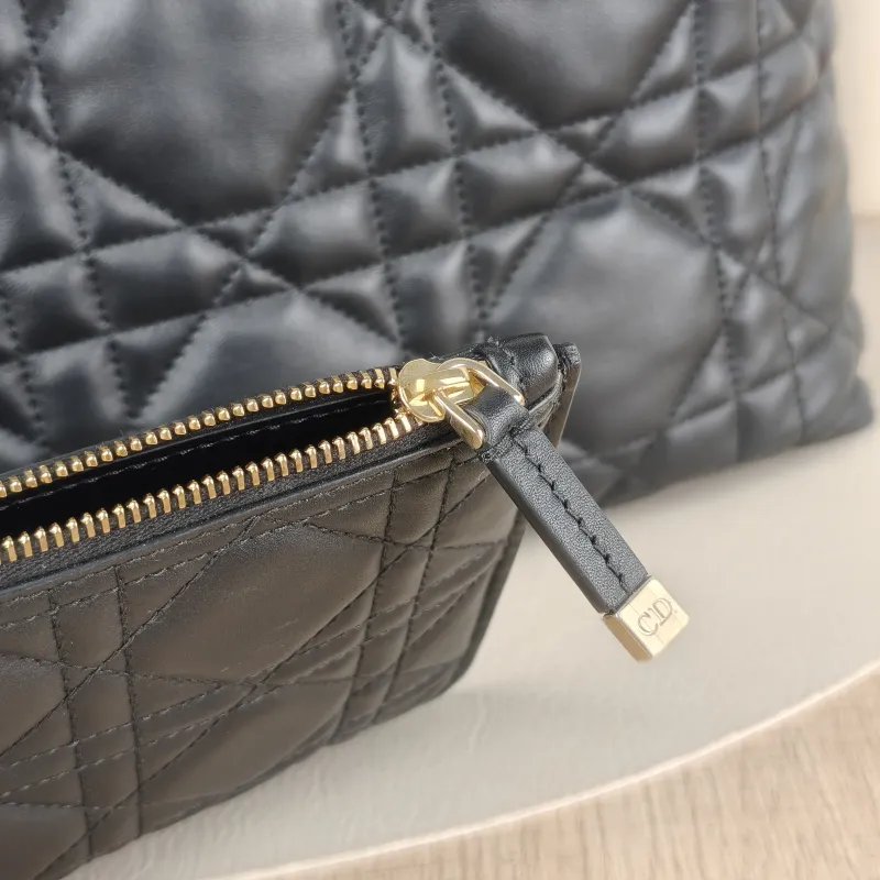 DIOR Top Handle Bag TOUJOURS Black Calfskin Medium 28.5 × 17 × 21.5 cm — detail view 4 of 13
