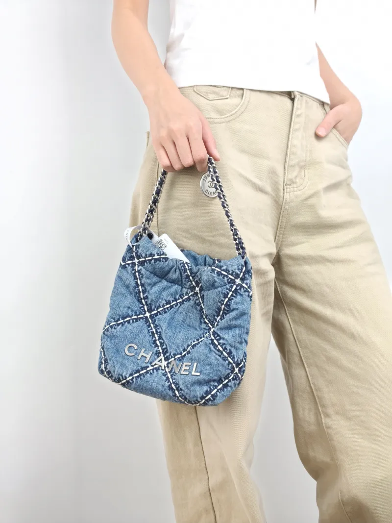 Chanel Crossbody Bag 22Bag Mini 20 × 6 × 19 cm — on-model view 2 of 3