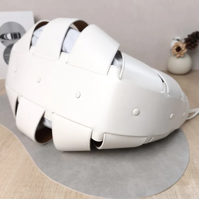 Bottega Veneta Top Handle Bag The Shell Dome Bag White Calfskin One Size 40 × 20 × 20 cm — detail view 10 of 13